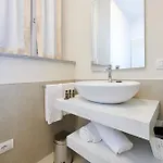 La Гостевой дом 4*