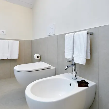 La 4* Novara